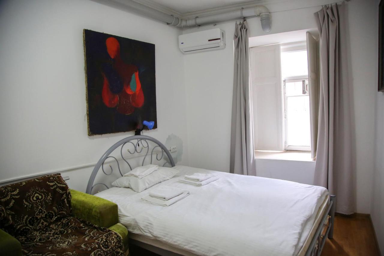 تبليسي In The Center Of The City 2Rooms المظهر الخارجي الصورة
